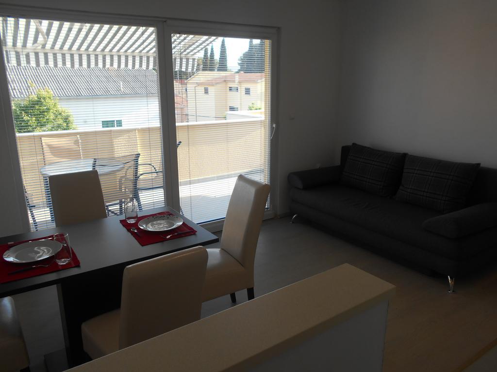 Apartment Cherry Kaštela Habitación foto