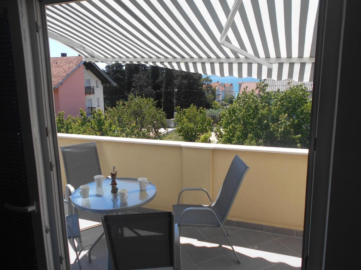 Apartment Cherry Kaštela Exterior foto